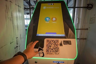 Criptomonedas en América: entre la euforia, la regulación y la incertidumbre política