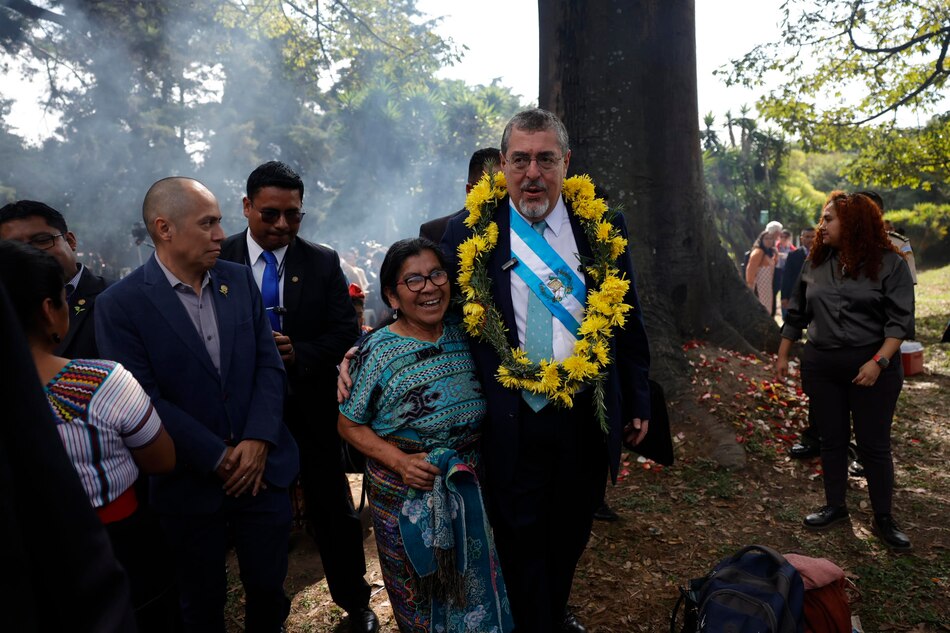 El presidente de Guatemala cita a la fiscal general que intentó evitar su investidura