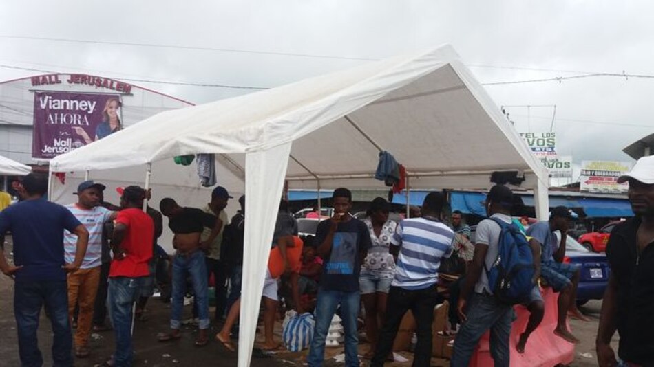 Al menos 140 africanos aceptan ir a albergues