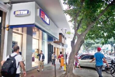 Telefónica trabaja en la compra de TIM Brasil