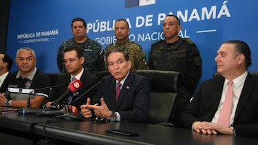 Empresarios acuerdan ampliar beneficios y descuentos a los policías