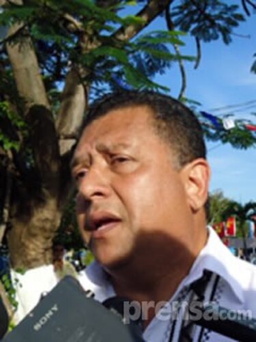 Vergara pide contratación de empresas para limpiar tanques sépticos