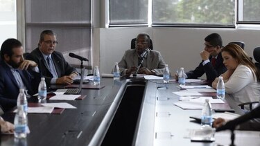 Diputado Ávila: 'El 14 de octubre entregaremos al pleno el informe sobre reformas constitucionales'