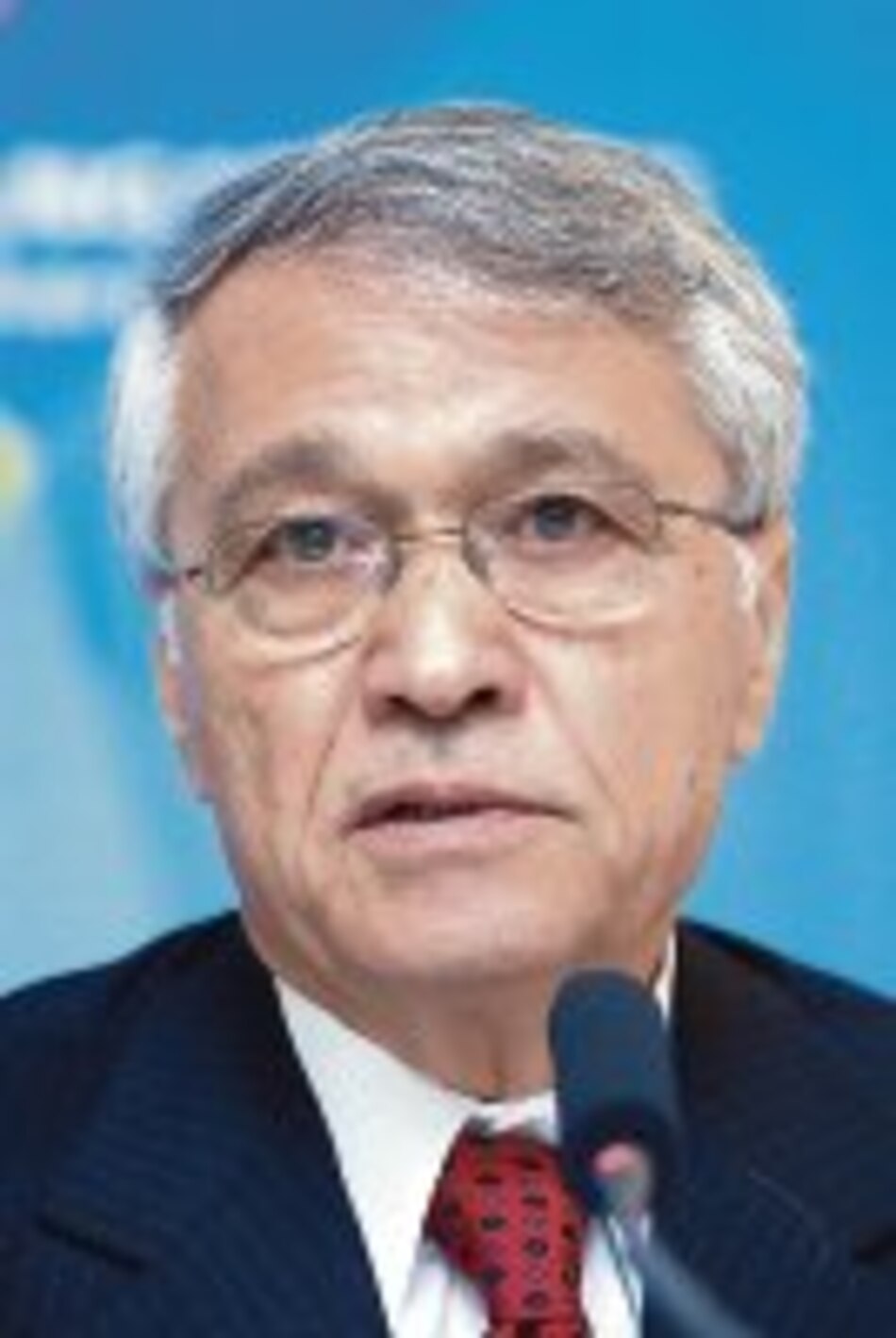 Argelia invita a empresarios a invertir