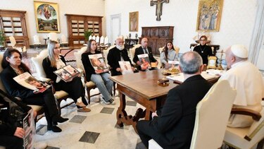 El papa recibe por segunda vez a familiares de rehenes israelíes en manos de Hamás
