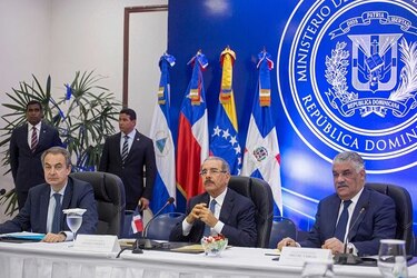 Gobierno y oposición de Venezuela acuerdan continuar negociación el próximo 11 de enero