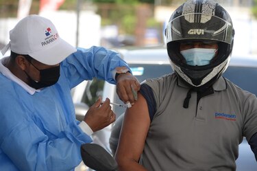 Panamá aplica 51 mil vacunas contra la Covid-19 en las últimas horas