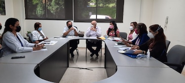 Paro en el hospital San Miguel Arcángel se mantiene; trabajadores se declaran en asamblea permanente