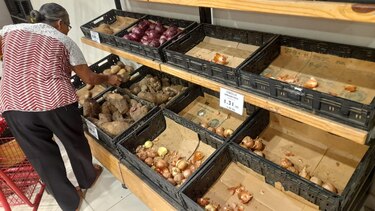 Se fractura el suministro de alimentos y productos básicos