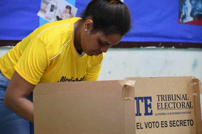 Panameñistas confirman a Blandón como candidato presidencial; votó el 45% de los adherentes