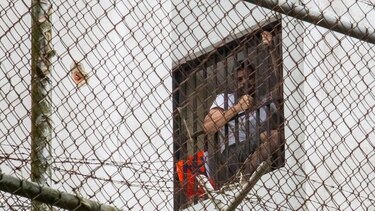 Exiliados llaman violador de derechos a fiscal que dijo huir por presión en caso de Leopoldo López