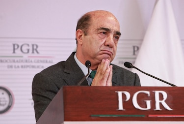 Procesan a exprocurador mexicano Murillo Karam por el caso Ayotzinapa