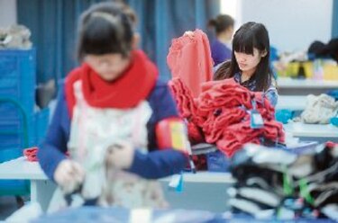 Empresas competirían con firmas estatales