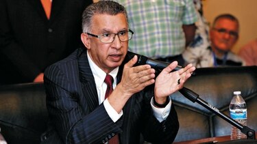 Alfredo Martiz, frente a los diputados