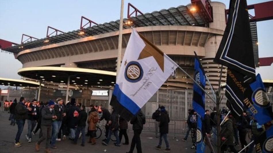 Muere aficionado del Inter en choque con hinchas del Napoli
