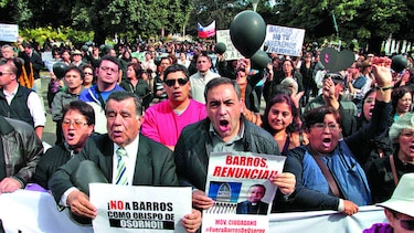 80 clérigos son acusados de pederastia