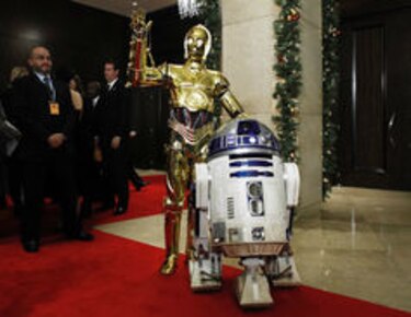 Falleció Kenny Baker, actuó como R2-D2 en 'Star Wars'