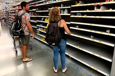 Dorian deja al menos 5 muertos en Bahamas y EU evacúa la costa