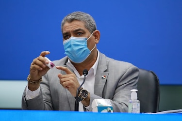 Minsa entrega kits para pacientes con Covid-19