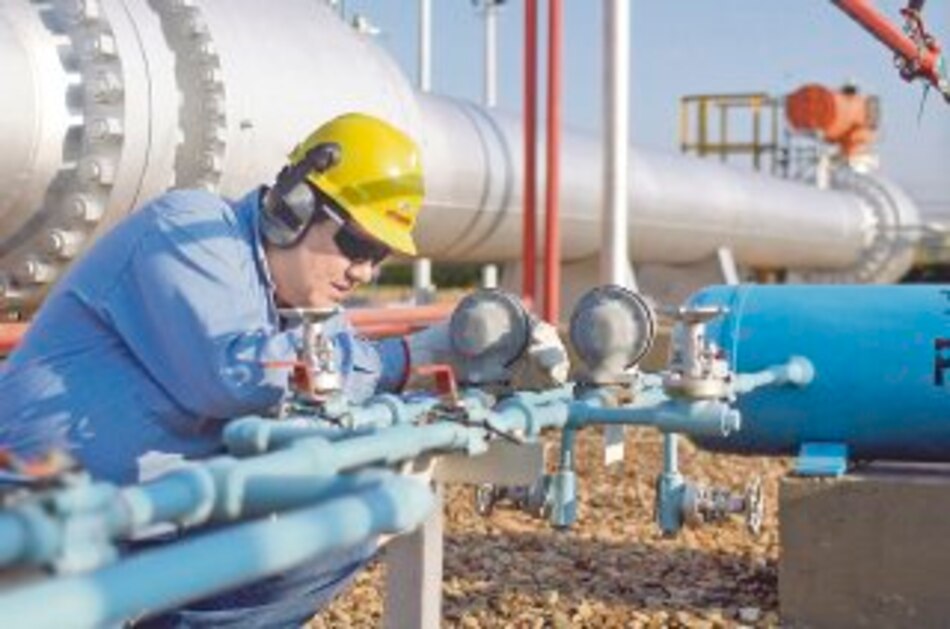 Bolivia actualizará sector de hidrocarburo