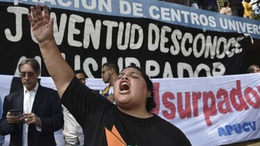 Justicia venezolana declara nula cúpula parlamentaria presidida por Juan Guaidó