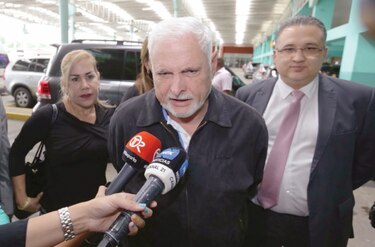 Juzgado admite demanda civil de Rosendo Rivera contra Ricardo Martinelli
