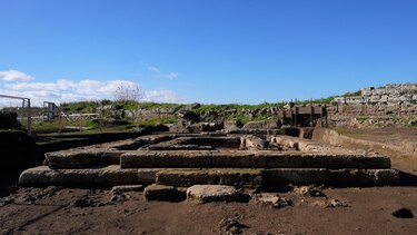 Hallan los restos de dos templos griegos en el yacimiento italiano de Paestum