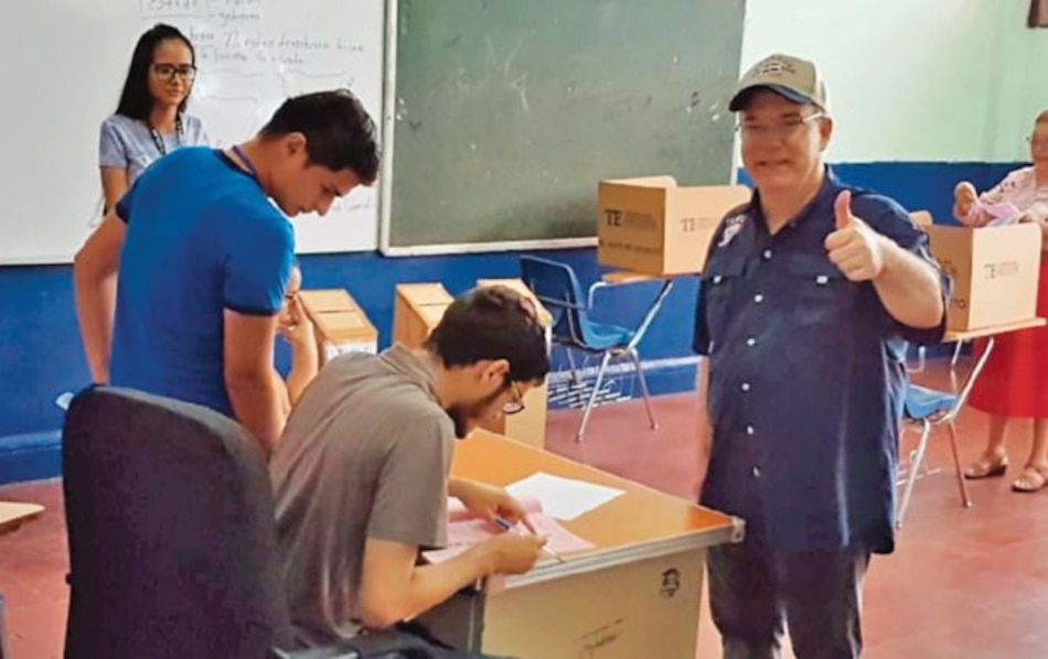 José Luis Fábrega gana la candidatura para la Alcaldía capital sobre Quibián Panay