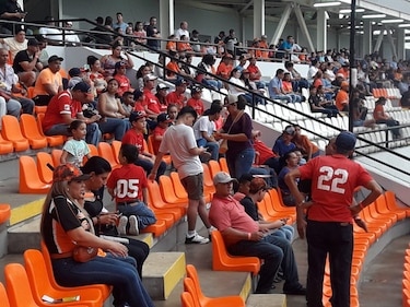 Ponen a prueba estructura del nuevo estadio de béisbol Roberto Flaco Bala Hernández