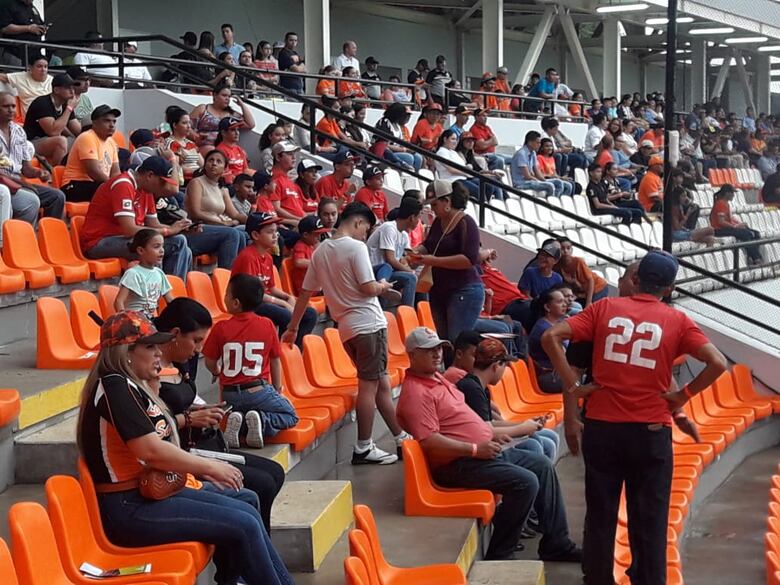 Ponen a prueba estructura del nuevo estadio de béisbol Roberto Flaco Bala Hernández