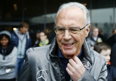 FIFA abre expediente por soborno contra Beckenbauer