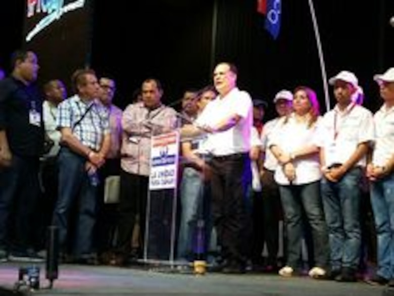 Pedro Miguel González derrota a Ernesto Pérez Balladares en elección interna del PRD