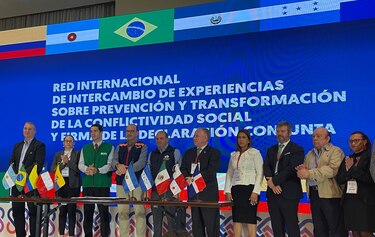 Defensores del Pueblo de América Latina firman declaración sobre conflictividad social