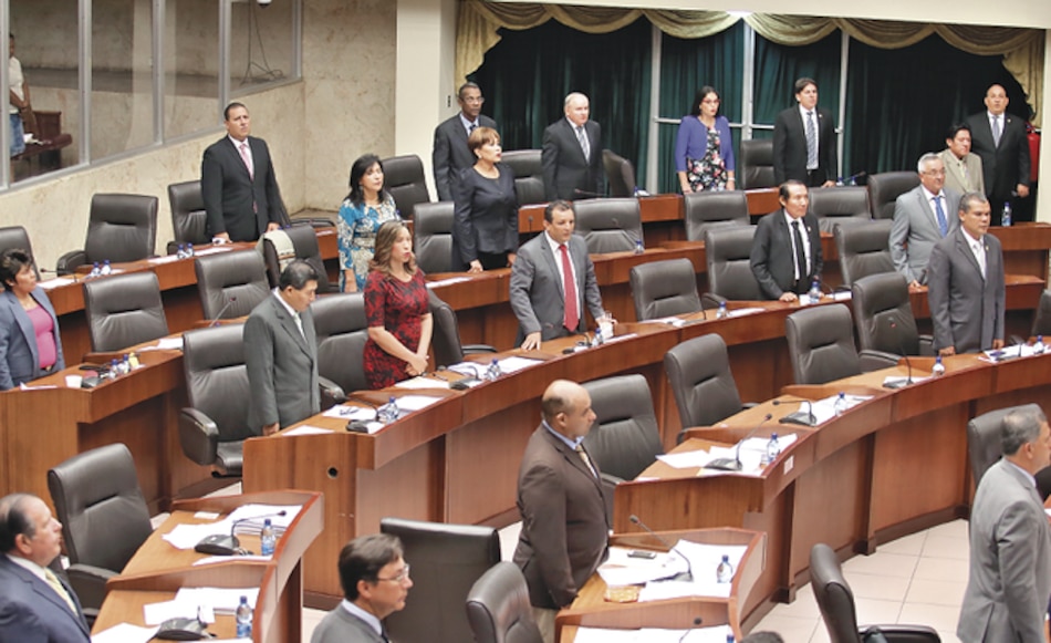 Órgano Legislativo, contra el tiempo