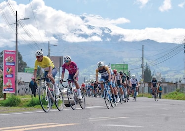 Panamá asiste a vuelta ciclística en Ecuador