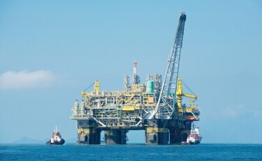 Explosión pone mayor presión sobre Pemex