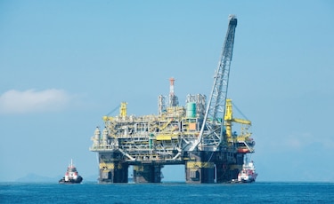 Explosión pone mayor presión sobre Pemex