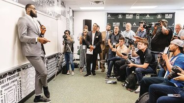 Donald Trump arremete contra LeBron James