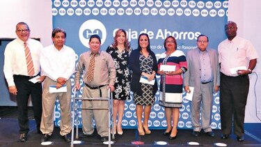 Caja de Ahorros realiza reconocimiento a 190 colaboradores