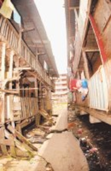 A Curundú se lo quiere llevar el viento