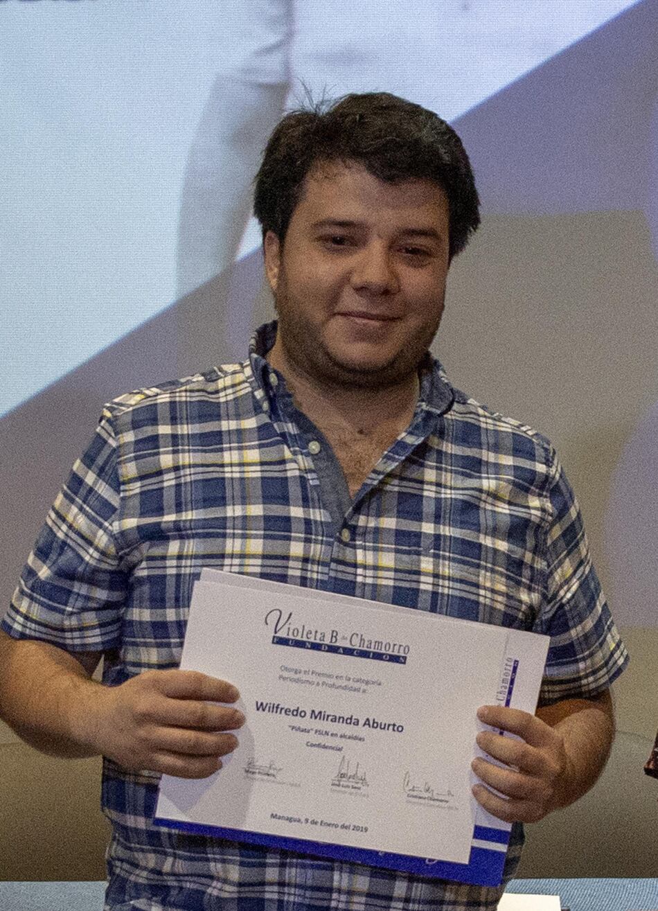 Otro periodista desnacionalizado denuncia bloqueo de sus cuentas bancarias en Nicaragua