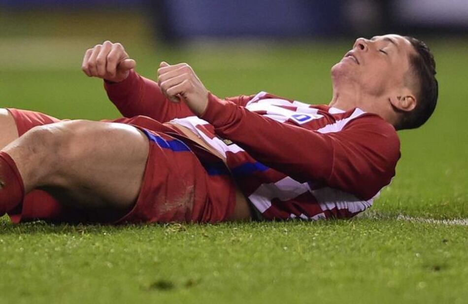 Fernando Torres es llevado a un hospital y queda bajo observación