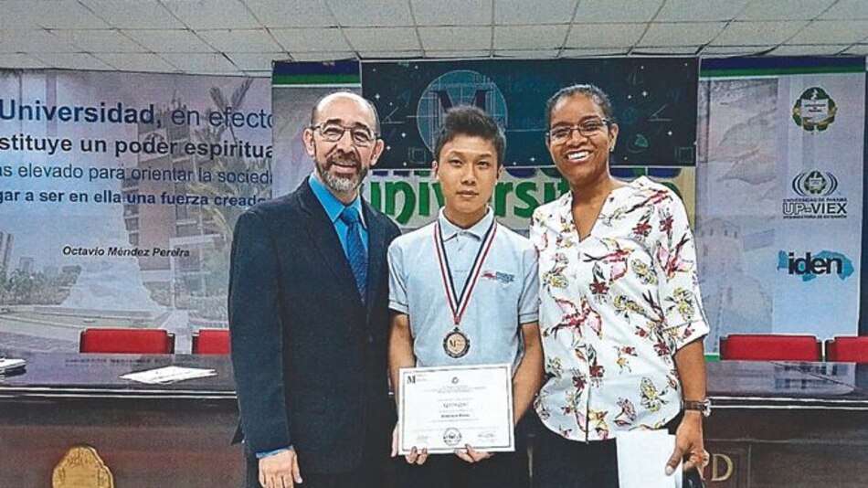 IC obtiene medalla de bronce en Olimpiadas de Matemáticas