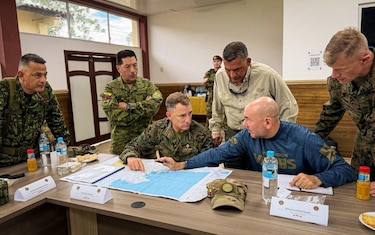 Fuerzas militares de Estados Unidos, Colombia y Ecuador preparan ofensiva contra narcos en frontera