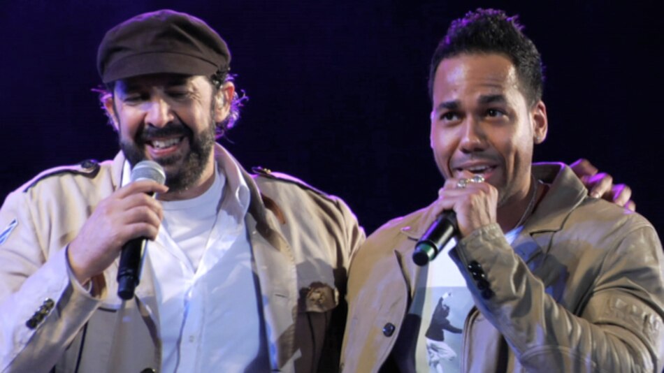 Juan Luis Guerra y Romeo Santos envían sus peticiones para su show en Panamá
