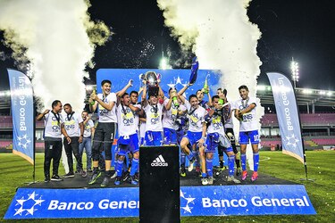 Salas brilló más