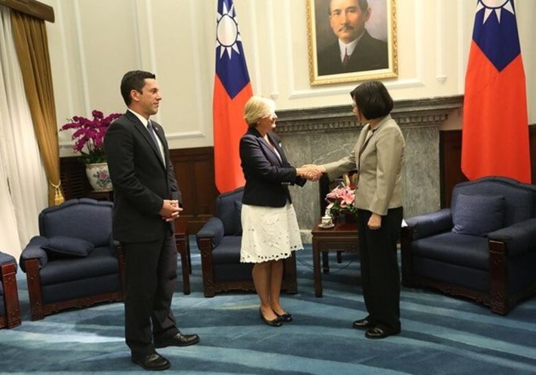 La primera dama, la otra cara del Estado panameño