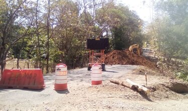 Desvío vehicular por daños en la carretera Llano de Piedras-Tonosí