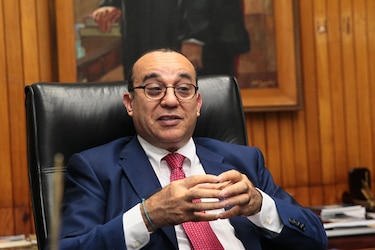 Eduardo Flores lidera las elecciones de la Universidad de Panamá para el cargo de rector