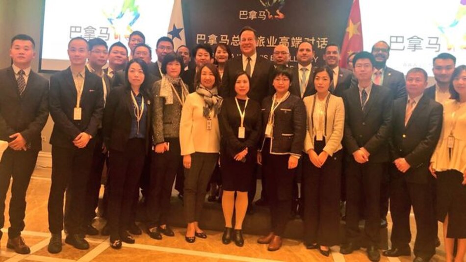 Presidente Varela plantea ventajas que ofrece Panamá al turista chino